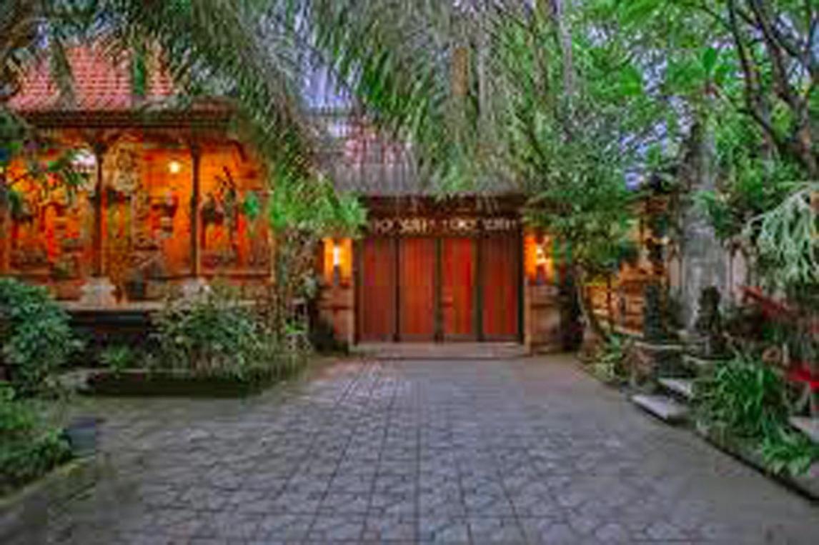 Nakula Familiar Inn Dempassar Exterior foto