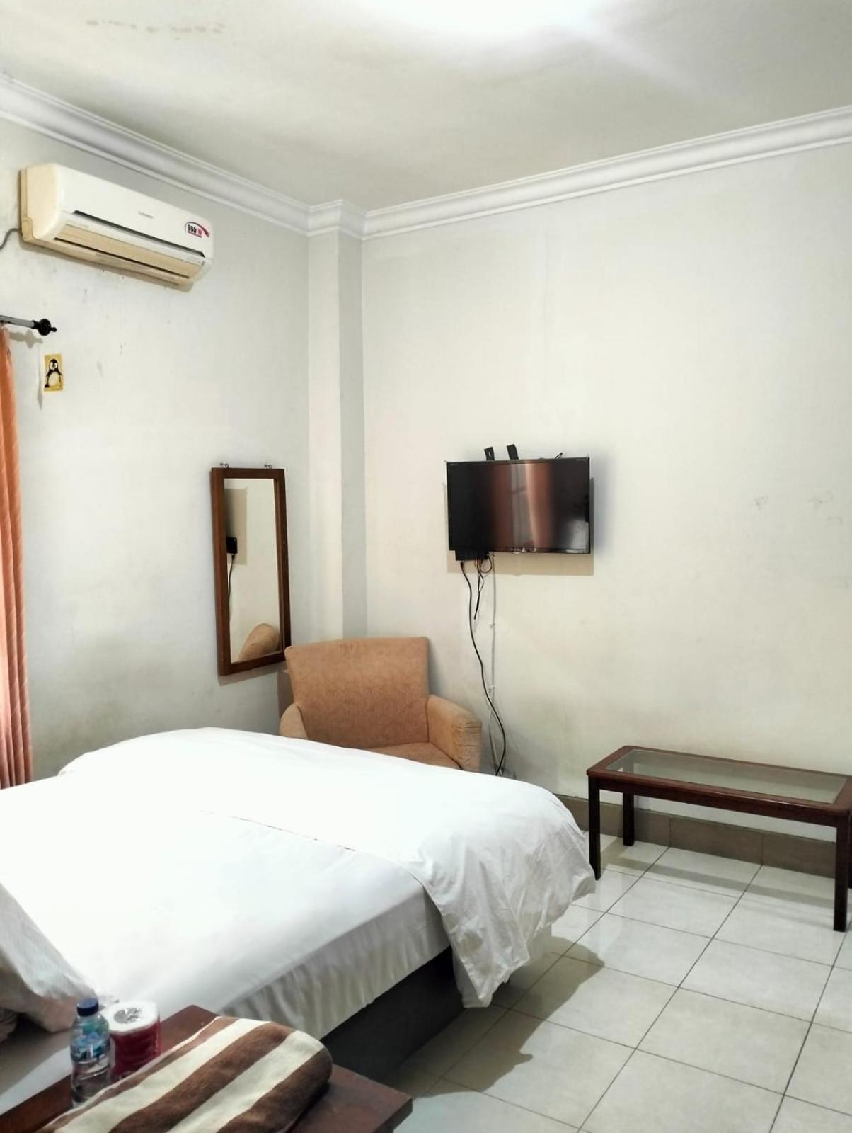 Nakula Familiar Inn Dempassar Exterior foto